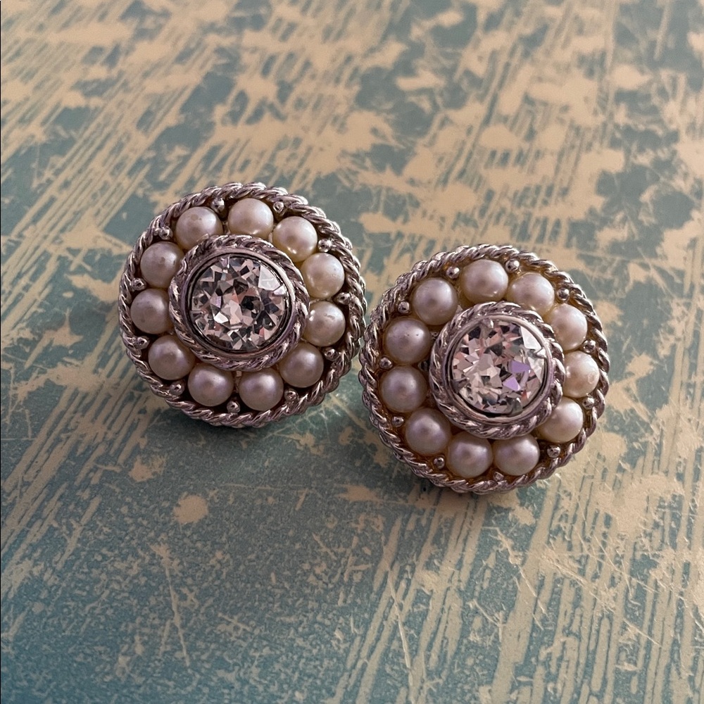 Vintage 1950's Pearl Rhinestone Clip On Earrings Sarah Coventry